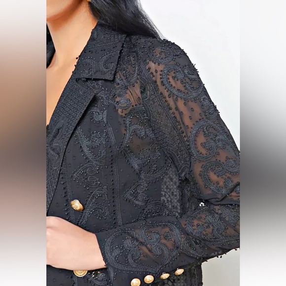 NWT L'Agence Dottie Lace Trench Duster Summer Topper Coat in Black sz M
$995 - Picture 3 of 7